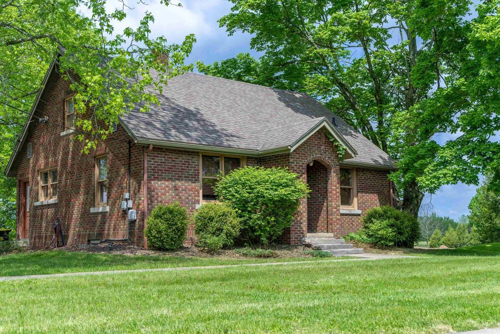 Photo of 4689 E State Road 45, Bloomington, IN 47408 (MLS # 202615198)