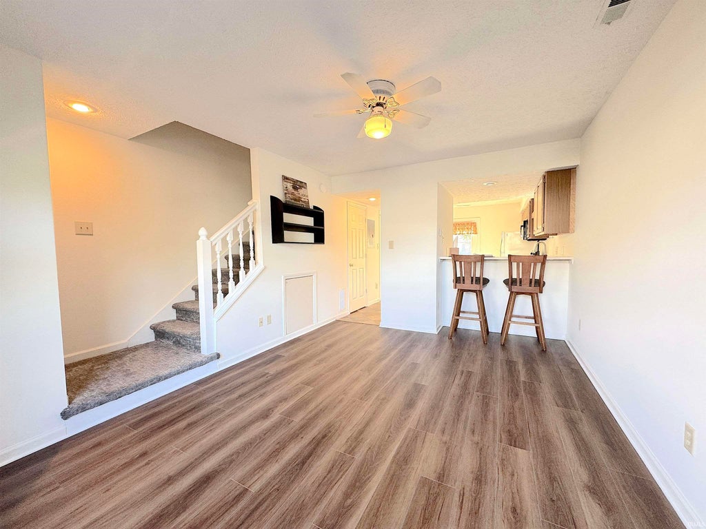 Photo of 644 E Sherwood Hills Drive, Bloomington, IN 47401 (MLS # 202640029)