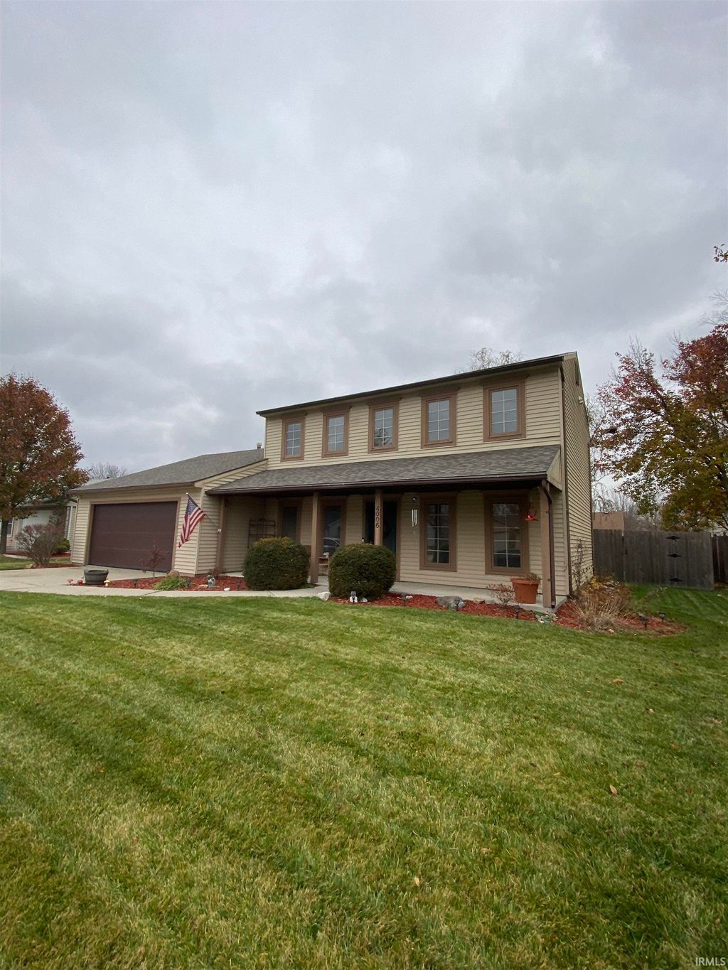 Photo of 4006 Finchley Court, Fort Wayne, IN 46815 (MLS # 202547006)