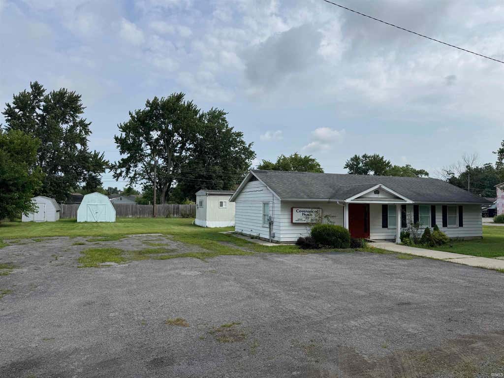 Photo of 3725 Senate Avenue, Fort Wayne, IN 46806 (MLS # 202632101)