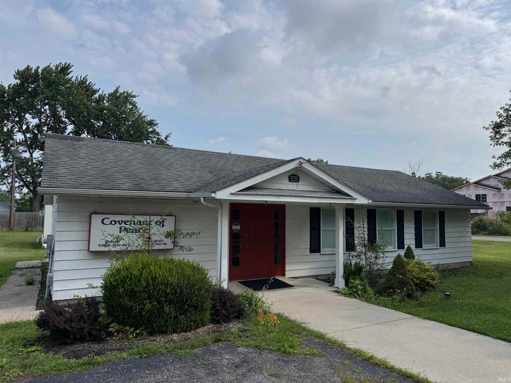Photo of 3725 Senate Avenue, Fort Wayne, IN 46806 (MLS # 202632101)