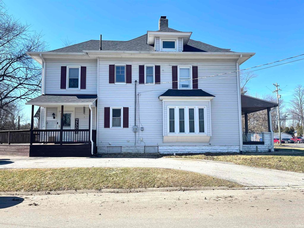 Photo of 1407 Pike Street Street, Wabash, IN 46992 (MLS # 202606504)