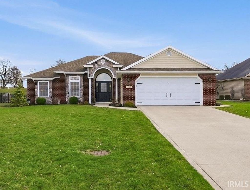 Photo of 11305 Nightingale Cove, Roanoke, IN 46783 (MLS # 202608310)