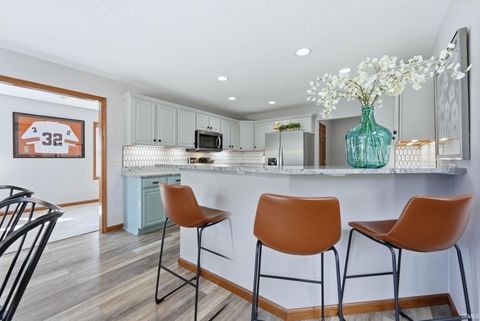 Tiny photo for 11305 Nightingale Cove, Roanoke, IN 46783 (MLS # 202608310)