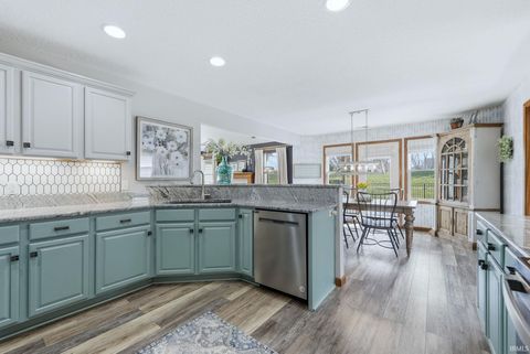 Tiny photo for 11305 Nightingale Cove, Roanoke, IN 46783 (MLS # 202608310)