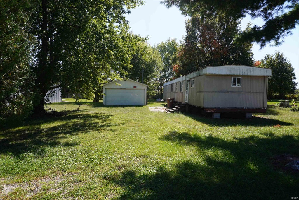 Photo of 6373 E South Street, Crawfordsville, IN 47933 (MLS # 202642041)