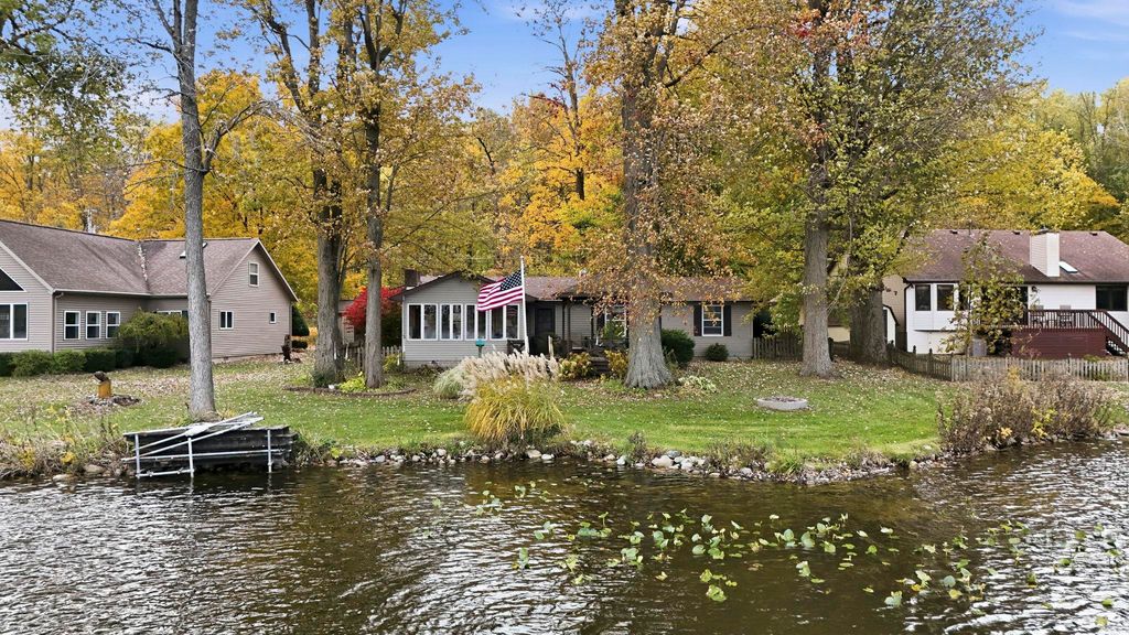 Photo of 980 Lane 201 Ball Lake, Hamilton, IN 46742 (MLS # 202544346)