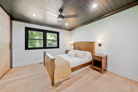 Tiny photo for 14400 Browning Road, Evansville, IN 47725 (MLS # 202618658)