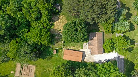 Tiny photo for 14400 Browning Road, Evansville, IN 47725 (MLS # 202618658)