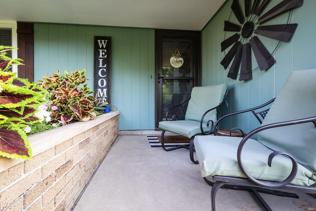 Photo of 17334 Lee Lane, Harlan, IN 46743 (MLS # 202634525)