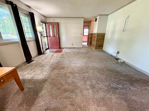 Tiny photo for 800 Tomahawk Drive, Kokomo, IN 46902 (MLS # 202631729)