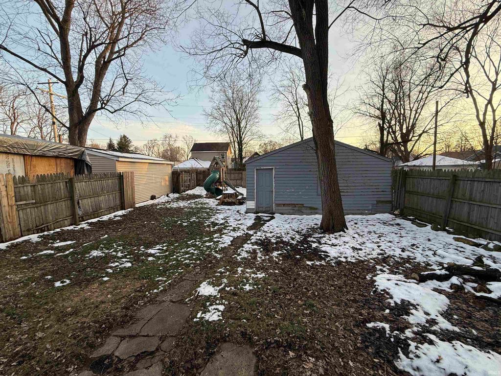 Photo of 1206 Kinyon Street, South Bend, IN 46616 (MLS # 202601244)