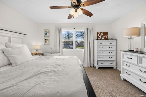 Tiny photo for 556 Jonathan Way Way, Lafayette, IN 47905 (MLS # 202610427)