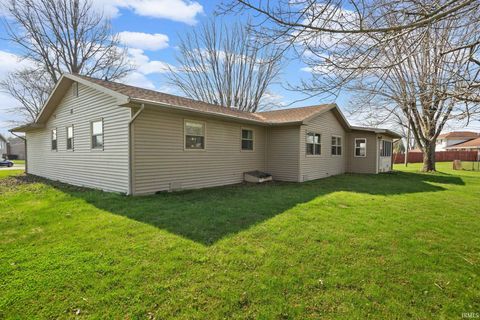 Tiny photo for 556 Jonathan Way Way, Lafayette, IN 47905 (MLS # 202610427)
