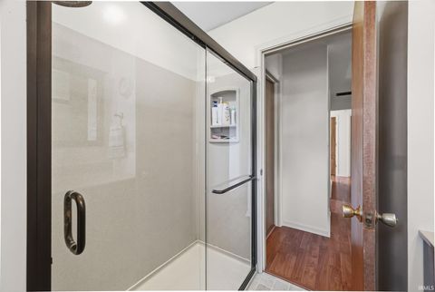 Tiny photo for 556 Jonathan Way Way, Lafayette, IN 47905 (MLS # 202610427)