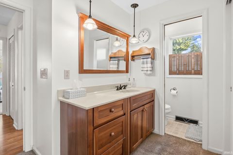 Tiny photo for 556 Jonathan Way Way, Lafayette, IN 47905 (MLS # 202610427)