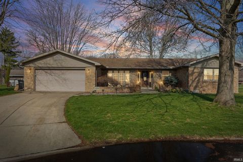 Tiny photo for 556 Jonathan Way Way, Lafayette, IN 47905 (MLS # 202610427)