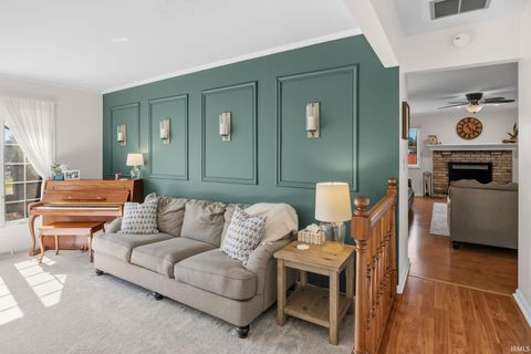 Tiny photo for 556 Jonathan Way Way, Lafayette, IN 47905 (MLS # 202610427)