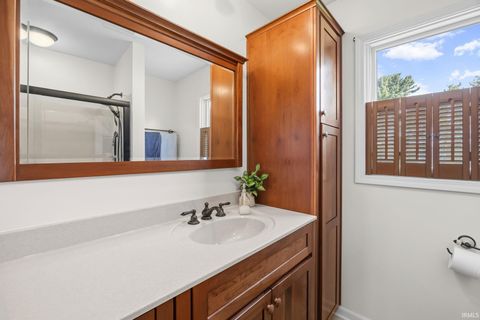 Tiny photo for 556 Jonathan Way Way, Lafayette, IN 47905 (MLS # 202610427)