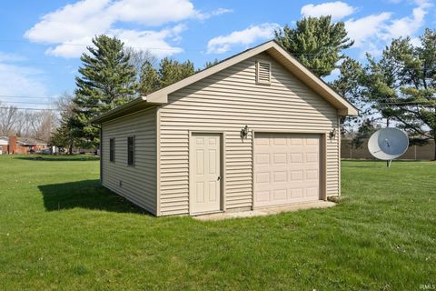 Tiny photo for 556 Jonathan Way Way, Lafayette, IN 47905 (MLS # 202610427)