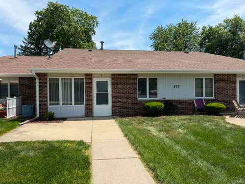 Photo of 822 Woodlawn Avenue #D, Monticello, IN 47960 (MLS # 202621014)