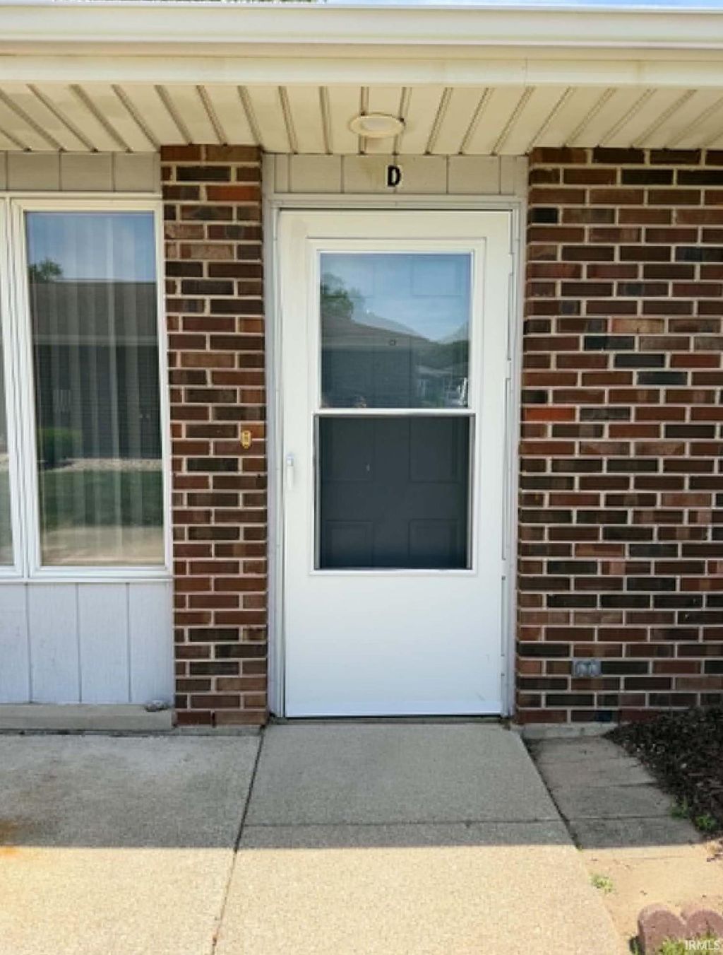 Photo of 822 Woodlawn Avenue #D, Monticello, IN 47960 (MLS # 202621014)