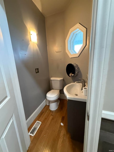 Tiny photo for 2090 E Co. Rd. 125 N, Petersburg, IN 47567 (MLS # 202633367)