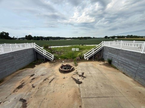 Tiny photo for 2090 E Co. Rd. 125 N, Petersburg, IN 47567 (MLS # 202633367)