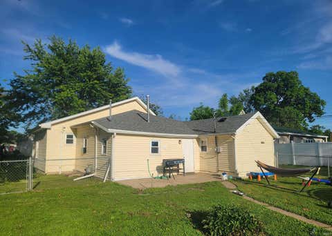 Tiny photo for 816 N Hickory ST, Dunkirk, IN 47336 (MLS # 202621669)