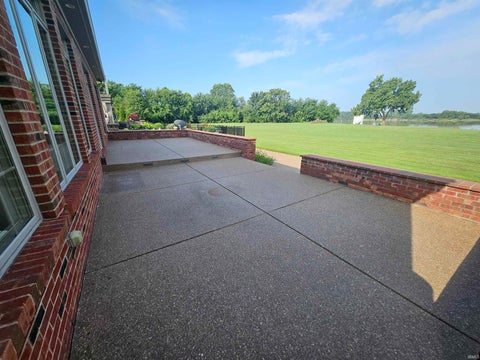 Tiny photo for 1709 Riverview Court, Evansville, IN 47713 (MLS # 202626633)