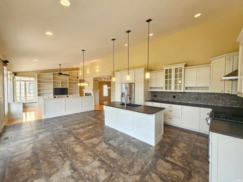 Tiny photo for 1709 Riverview Court, Evansville, IN 47713 (MLS # 202626633)