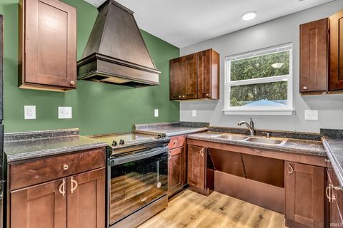 Tiny photo for 910 Greenwich Road, Lafayette, IN 47905 (MLS # 202537419)