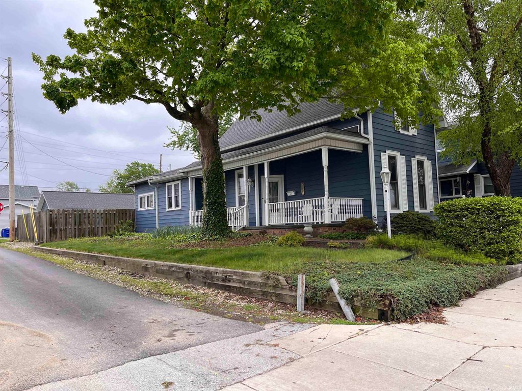 Photo of 652 S Main Street, Kokomo, IN 46901 (MLS # 202616178)