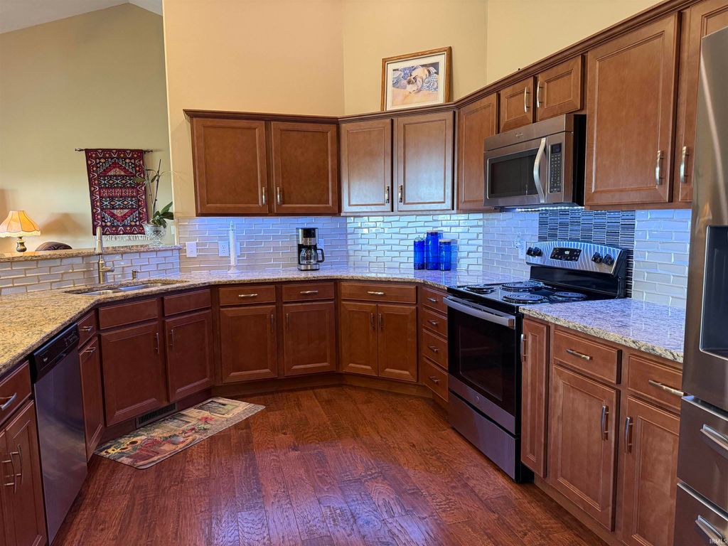 Photo of 4265 S Mallard Court, Bloomington, IN 47403 (MLS # 202606421)