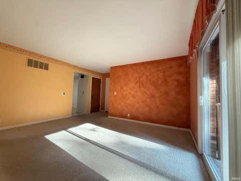 Tiny photo for 908 N 21st Street #3, Lafayette, IN 47904 (MLS # 202634711)