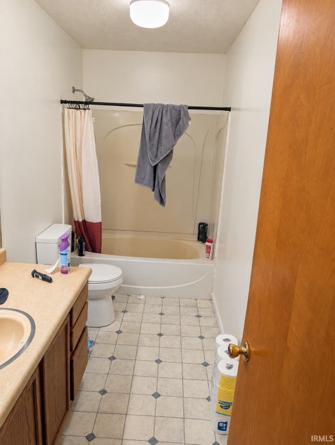 Tiny photo for 2805-2807 Skylark Drive, Muncie, IN 47304 (MLS # 202642542)