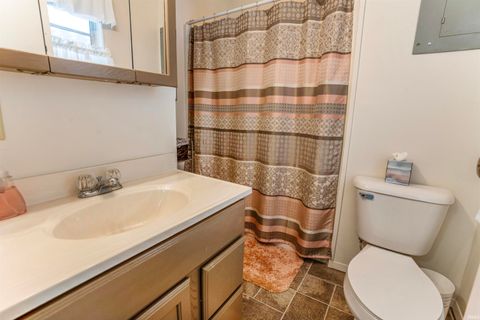 Tiny photo for 5785 E Golden Hills Drive, Monticello, IN 47960 (MLS # 202611345)