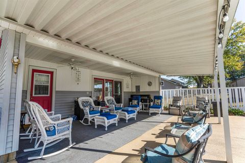 Tiny photo for 5785 E Golden Hills Drive, Monticello, IN 47960 (MLS # 202611345)