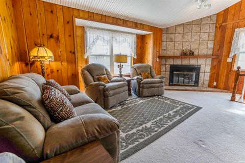 Tiny photo for 5785 E Golden Hills Drive, Monticello, IN 47960 (MLS # 202611345)
