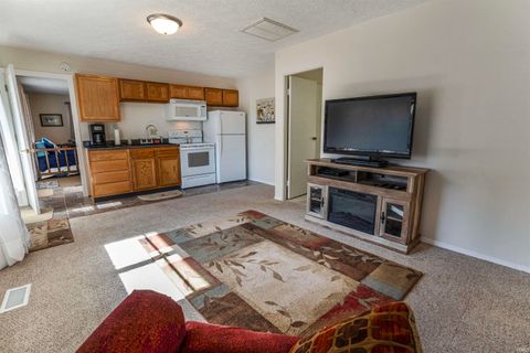Tiny photo for 5785 E Golden Hills Drive, Monticello, IN 47960 (MLS # 202611345)
