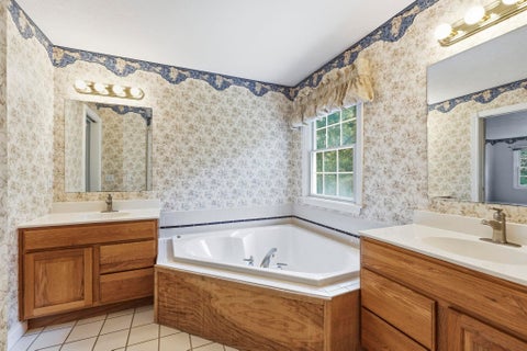 Tiny photo for 55209 Birchfield Court, Osceola, IN 46561 (MLS # 202634181)