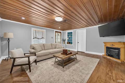 Tiny photo for 116 Monroe Avenue, Peru, IN 46970 (MLS # 202630352)