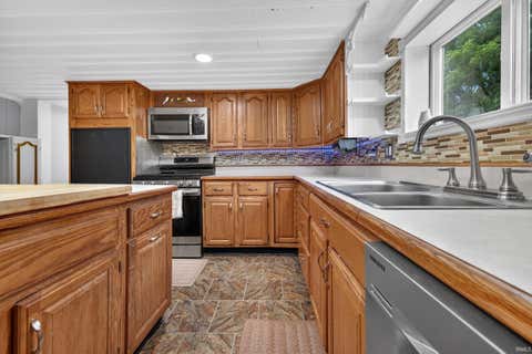 Tiny photo for 116 Monroe Avenue, Peru, IN 46970 (MLS # 202630352)