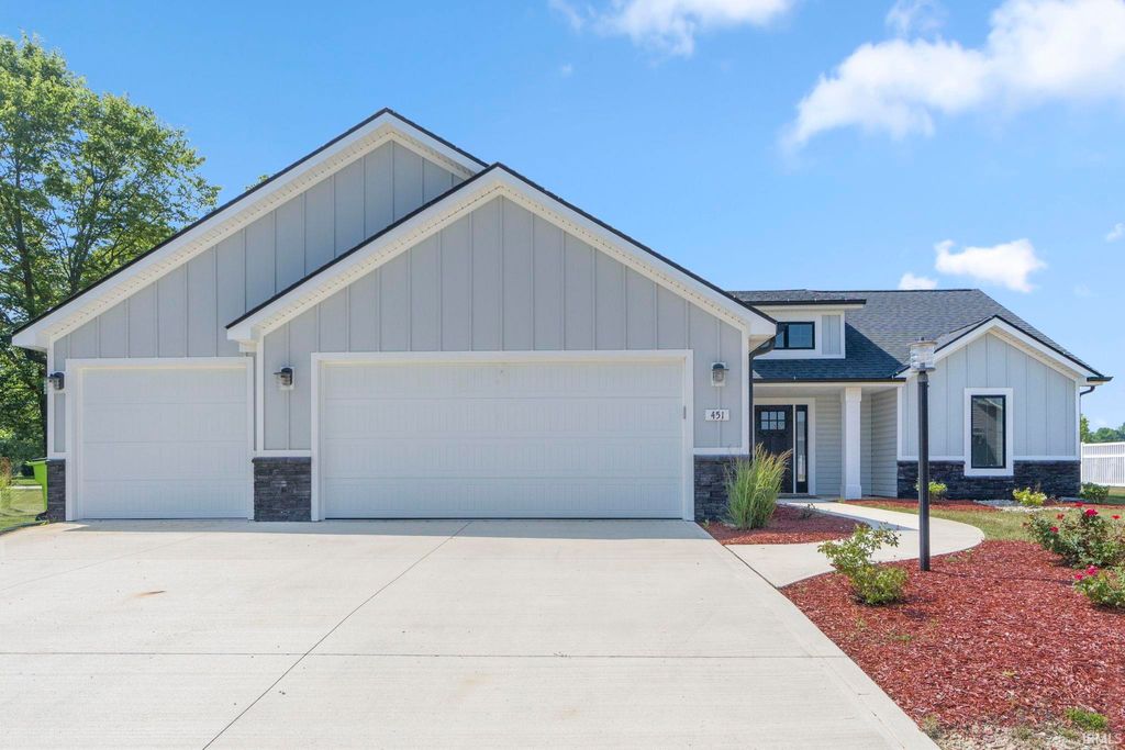 Photo of 451 Rockwell Avenue, Roanoke, IN 46783 (MLS # 202603225)