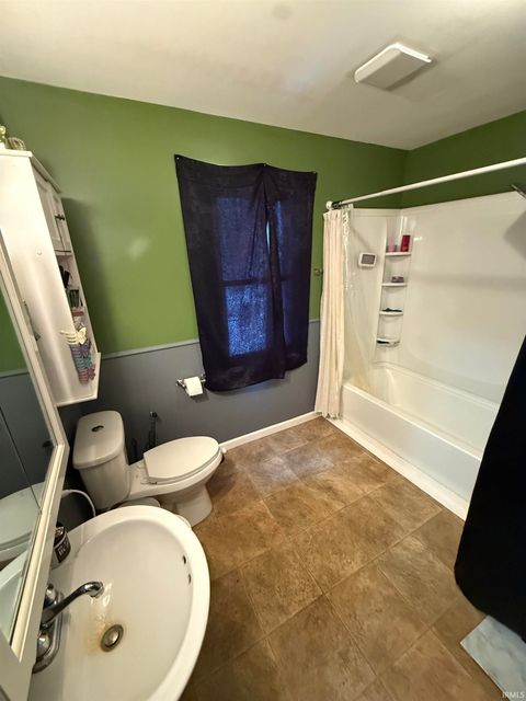 Tiny photo for 6492 W Olson Road, Rochester, IN 46975 (MLS # 202603128)