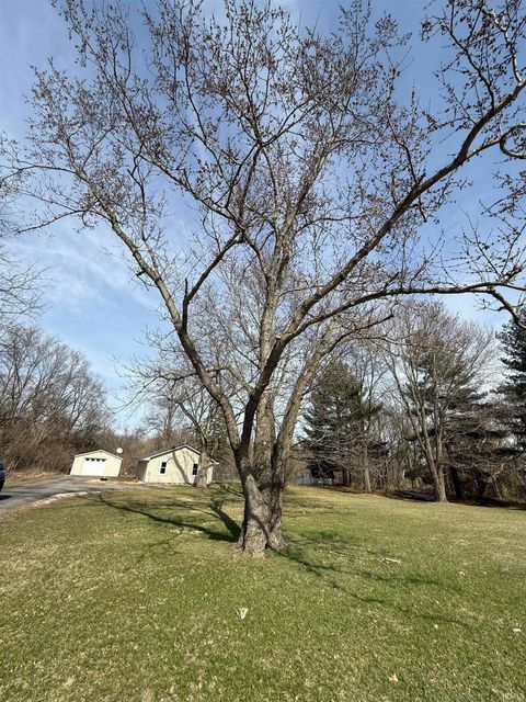 Tiny photo for 6492 W Olson Road, Rochester, IN 46975 (MLS # 202603128)