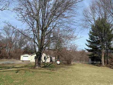 Tiny photo for 6492 W Olson Road, Rochester, IN 46975 (MLS # 202603128)