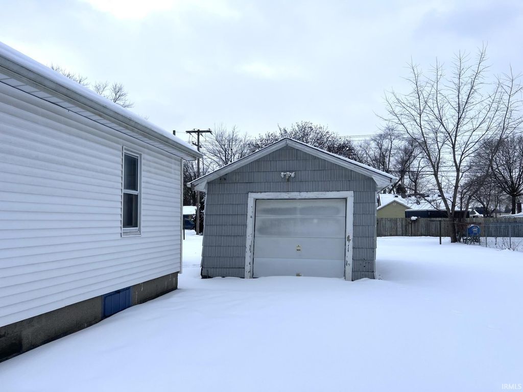 Photo of 1405 S 12th Street, Goshen, IN 46526 (MLS # 202603121)