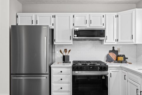 Tiny photo for 1 Goldersgreen Drive, Lafayette, IN 47905 (MLS # 202628259)