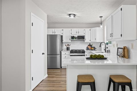 Tiny photo for 1 Goldersgreen Drive, Lafayette, IN 47905 (MLS # 202628259)